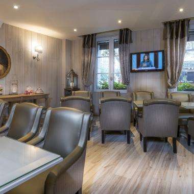 Cluny Square - Breakfast Room