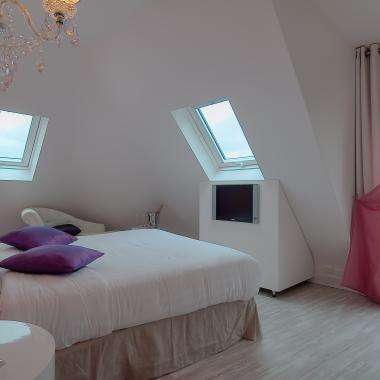 Cluny Square - Romance Suite