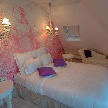 Cluny Square - Romance Suite
