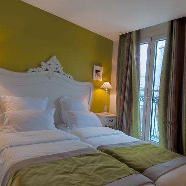 Cluny Square - Twin Room